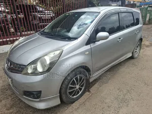 Nissan Note 2010 Silver