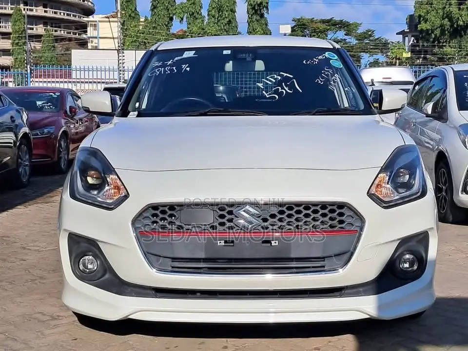 Suzuki Swift 2019 Off white