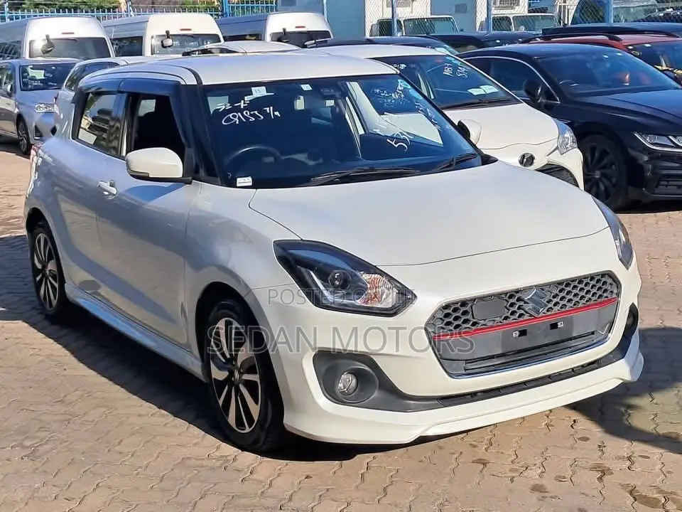 Suzuki Swift 2019 Off white