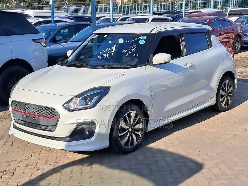 Suzuki Swift 2019 Off white