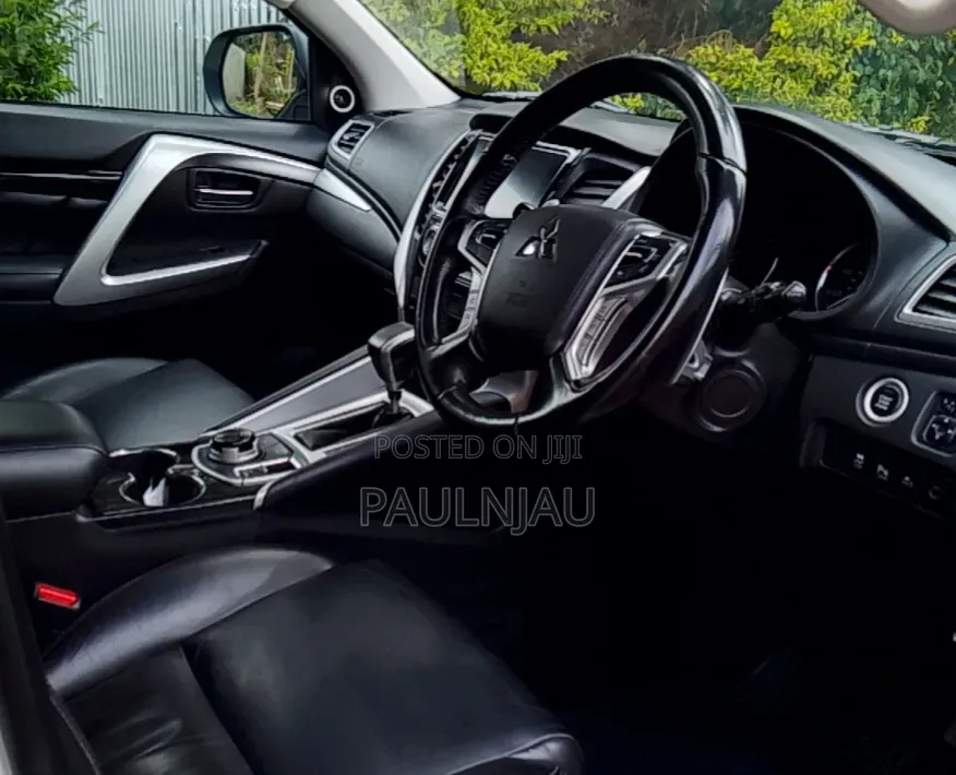 Mitsubishi Pajero 2019