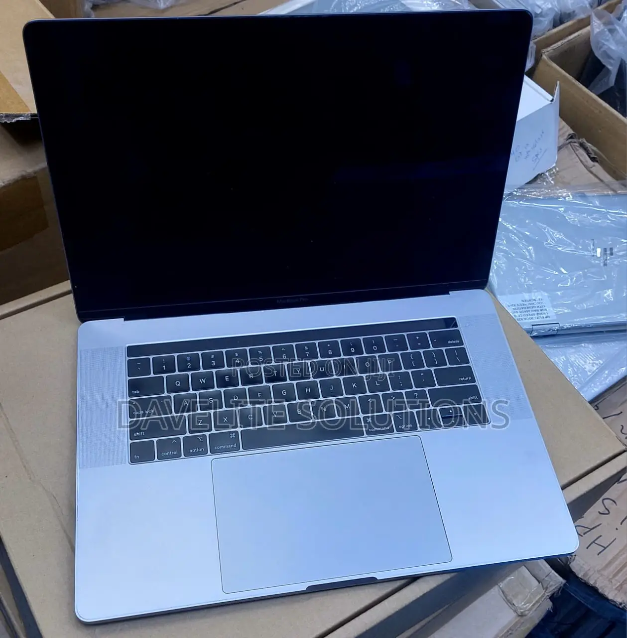 Laptop Apple MacBook Pro 2019 32GB Intel Core i9 SSD 512GB