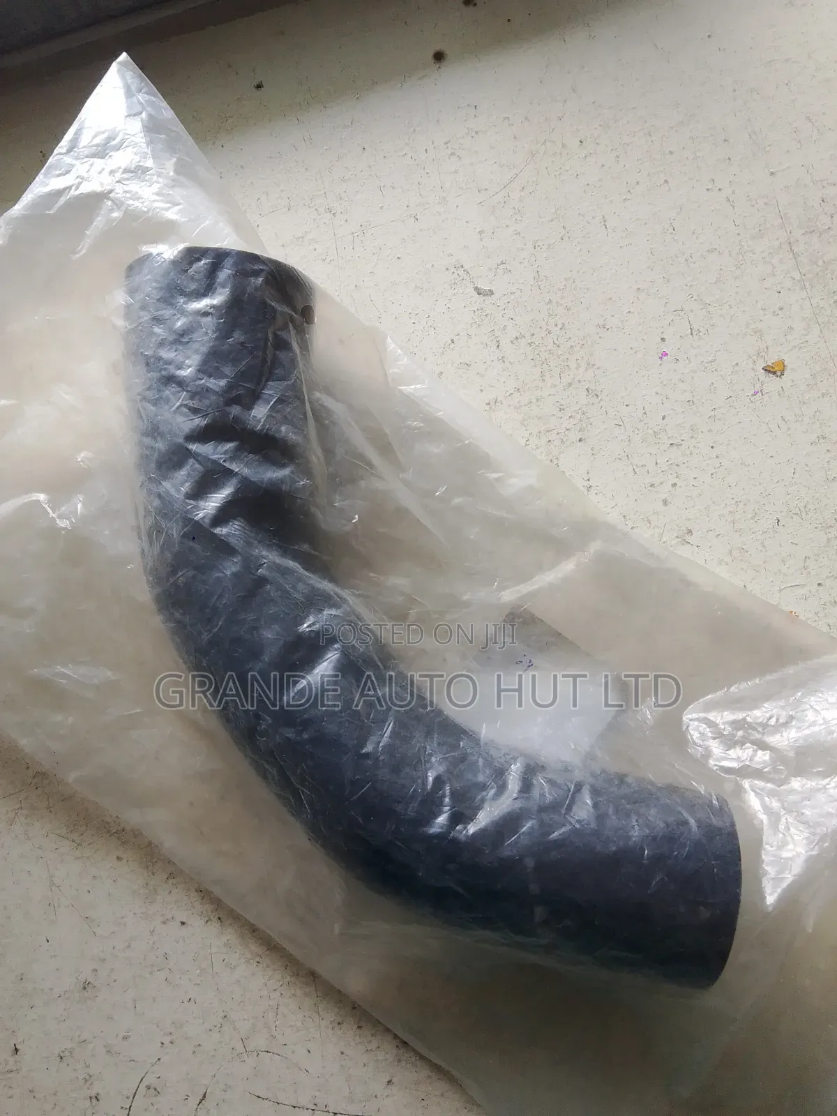 Pipe Upper Radiator Hyundai Hd65/72 (Genuine Parts)