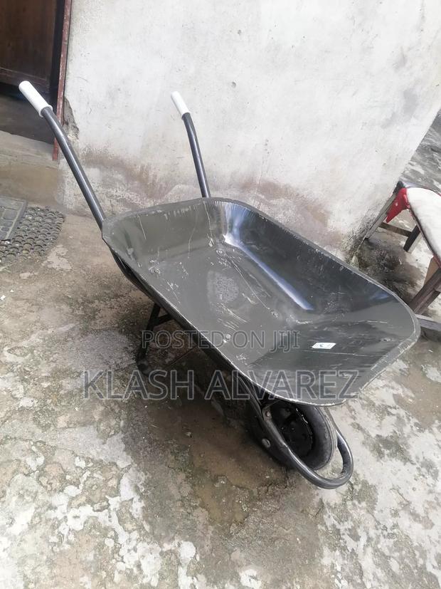 Wheelbarrow