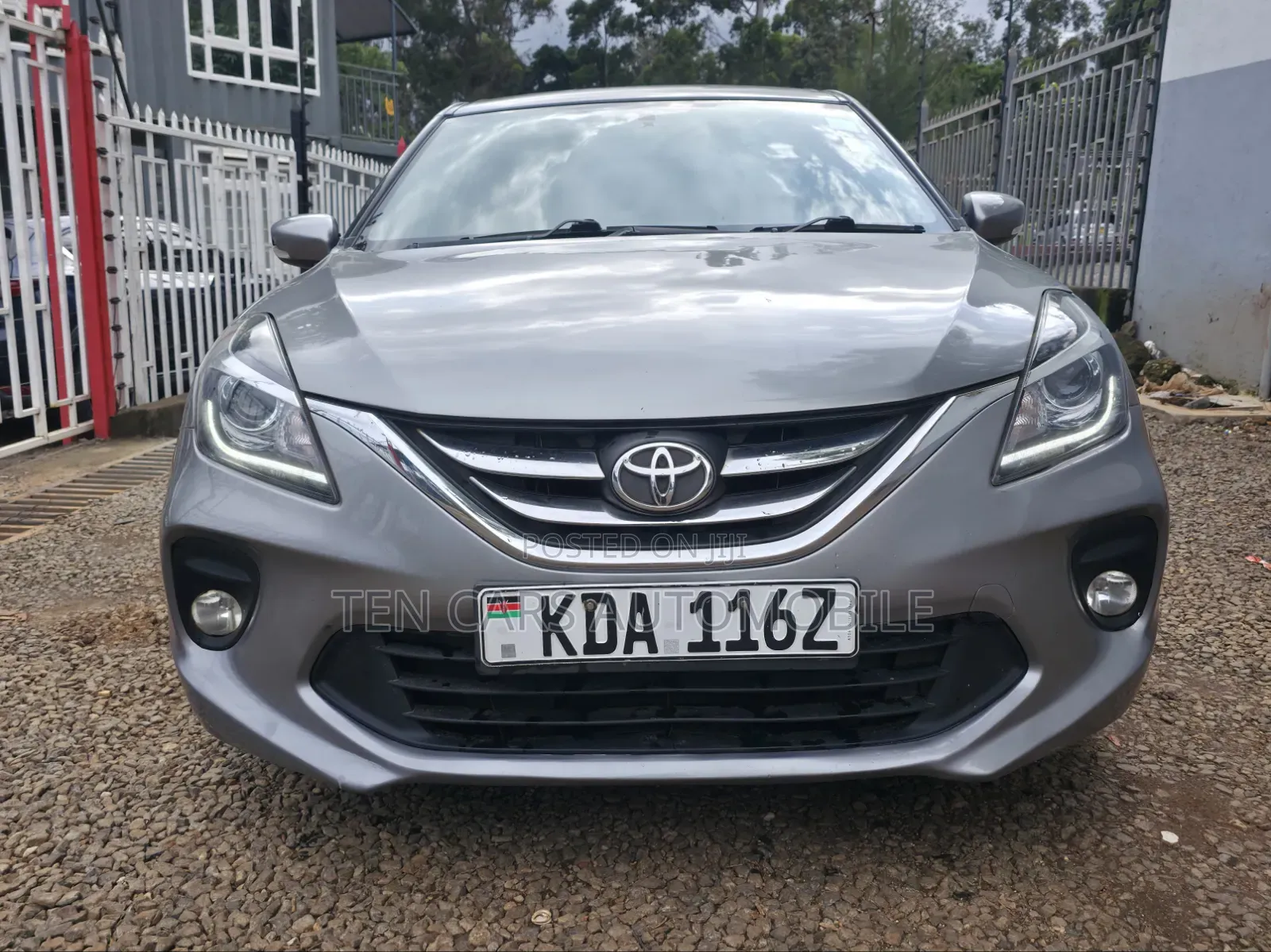 Toyota Starlet 2020 Silver