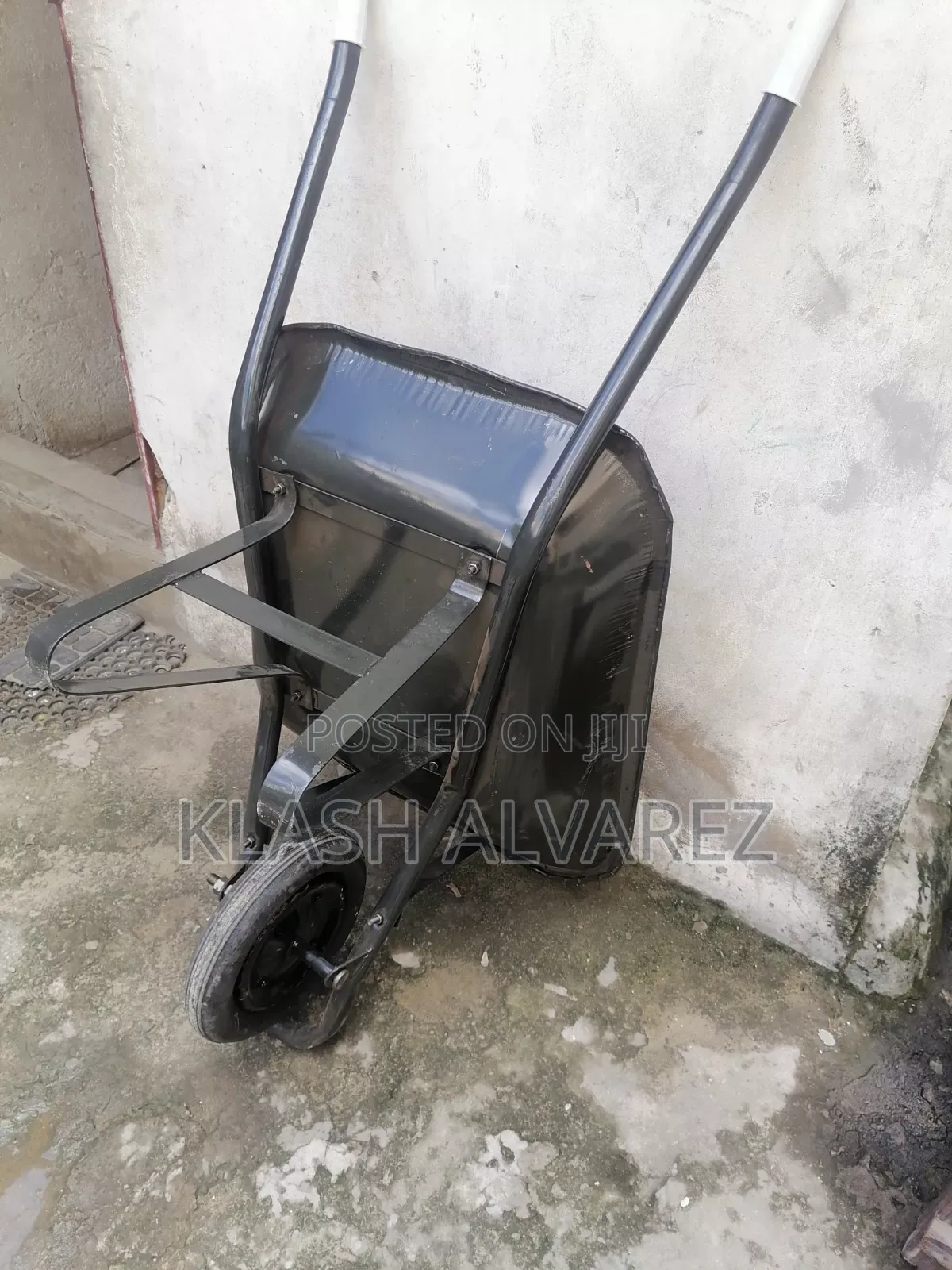 Wheelbarrow