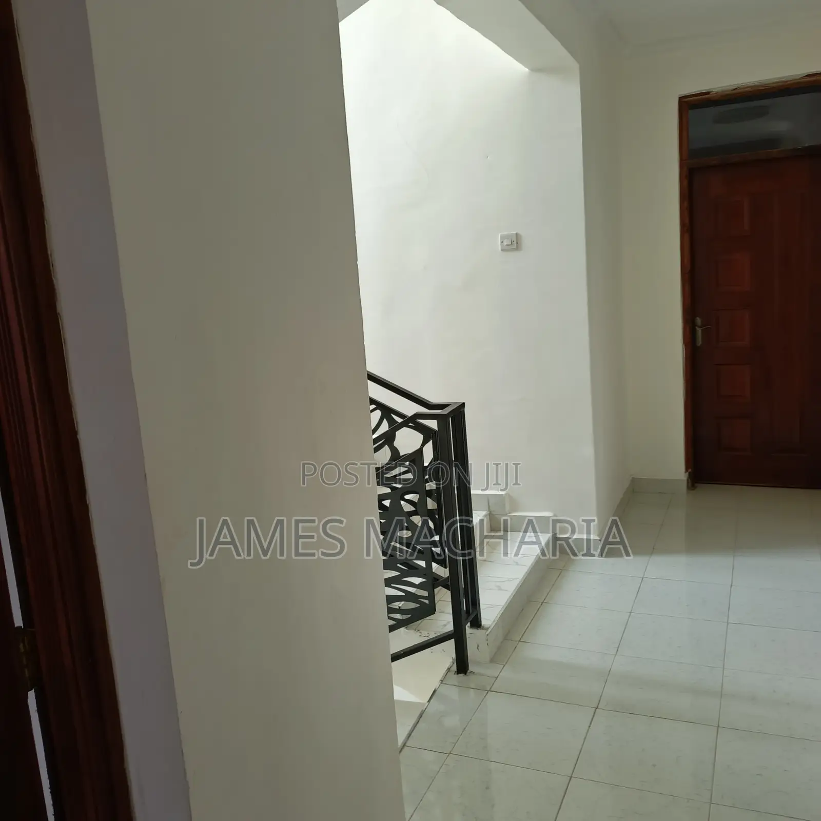 4bdrm Townhouse/Terrace in Membley Estate for sale