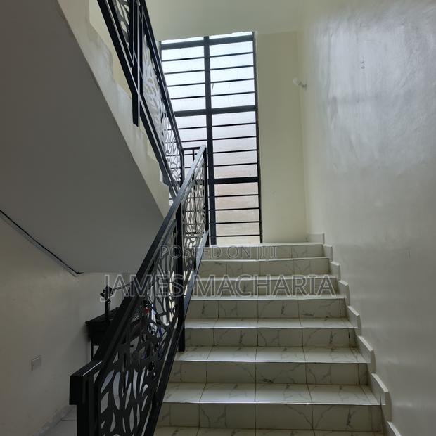 4bdrm Townhouse/Terrace in Membley Estate for sale - thumbnail 11