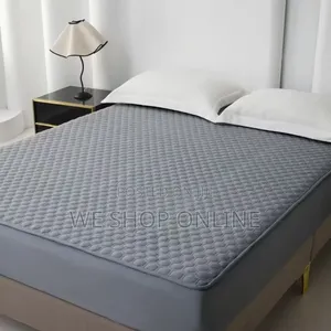 Breathable Fitted Mattress Protector, Queen Size and King Size