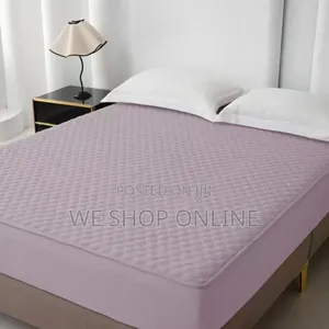 Breathable Fitted Mattress Protector, Queen Size and King Size
