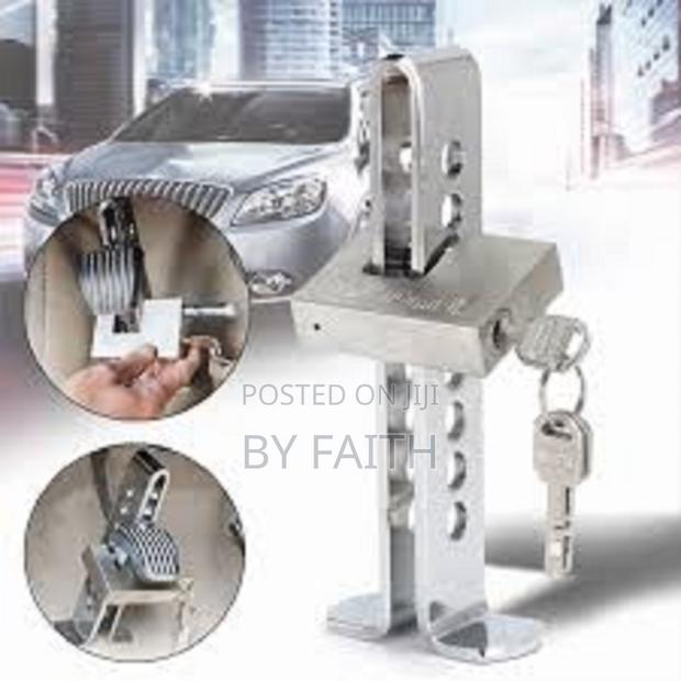 Top Sale Car Brake Lock Anti-Theft Device With Keys