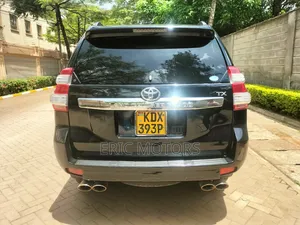 Toyota Land Cruiser Prado 2013 Black