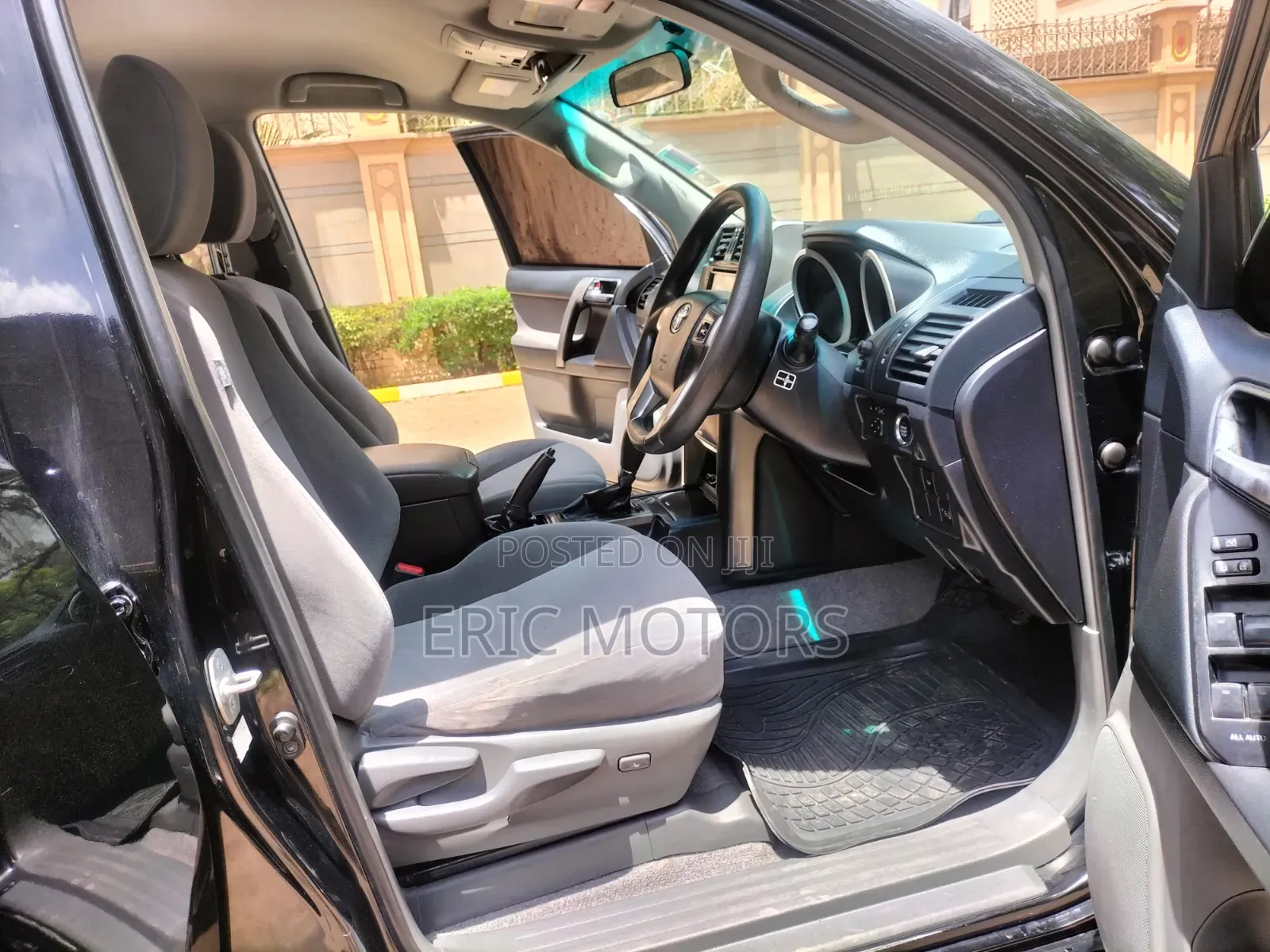 Toyota Land Cruiser Prado 2013 Black
