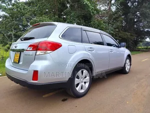 Subaru Outback 2011 Silver