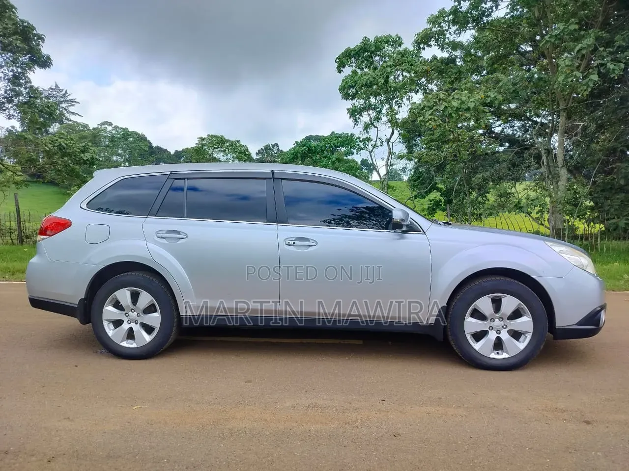 Subaru Outback 2011 Silver
