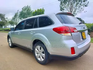Subaru Outback 2011 Silver
