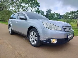 Subaru Outback 2011 Silver