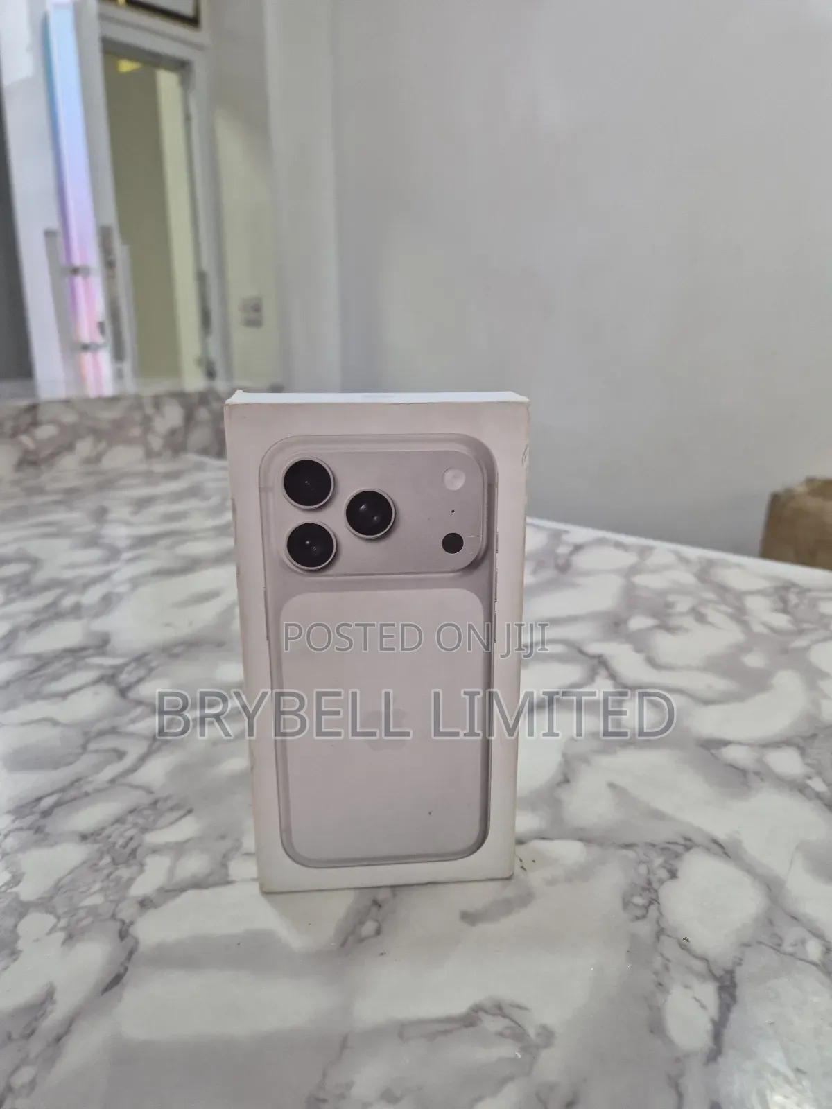 New Apple iPhone 17 Pro 256 GB Silver