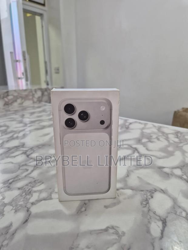 New Apple iPhone 17 Pro 256 GB Silver - thumbnail 3