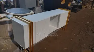 All White Stripped Faces Stand(*6fits)