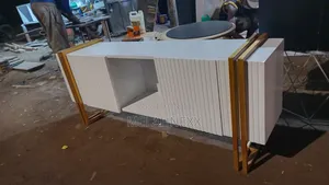 All White Stripped Faces Stand(*6fits)