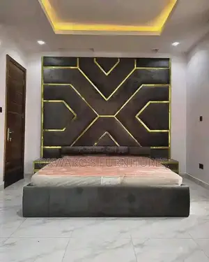 Black Chester Bed