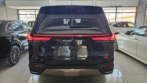 Lexus LX 600 2024 Black