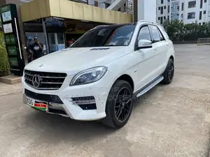 Mercedes-Benz M Class ML350 4MATIC 4dr SUV AWD (3.5L 6cyl 7A) 2015 White