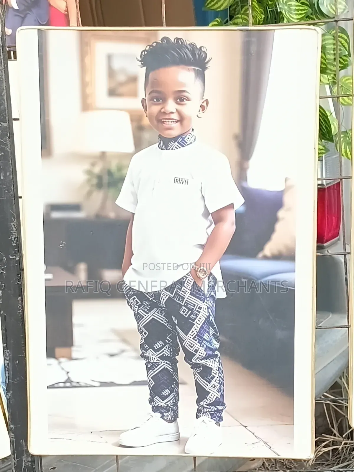 Rafiq Photo Mounting