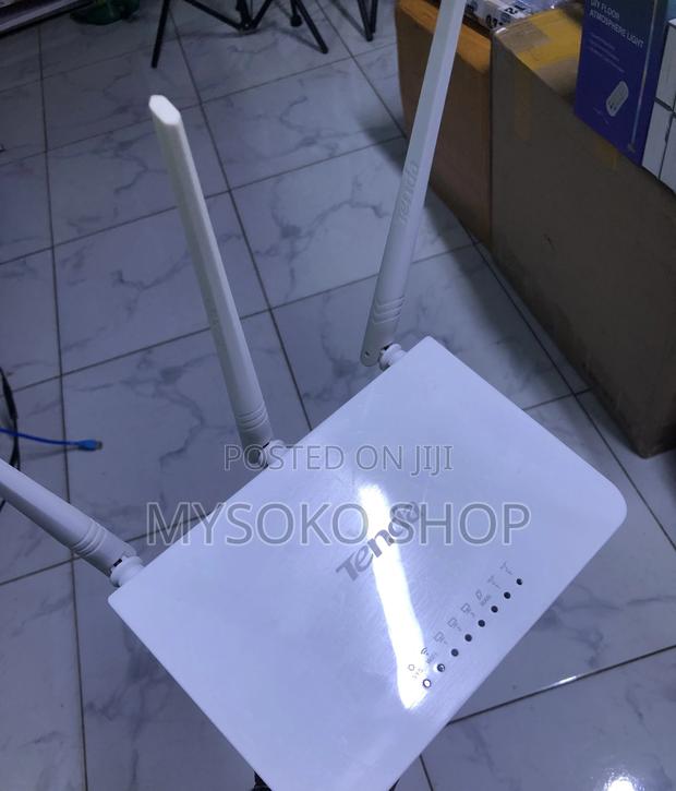 F3 Tenda Router (Refurbished)