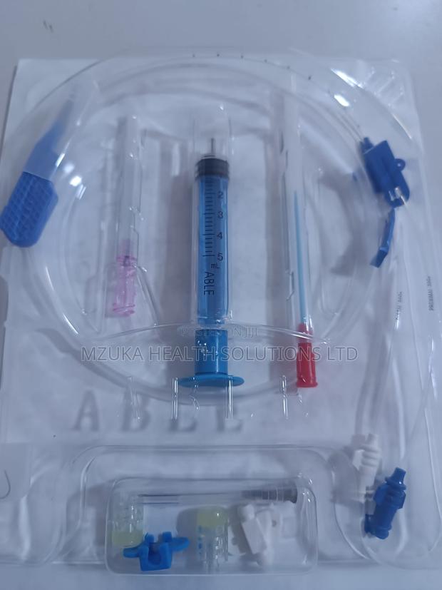 Central Venous Catheter (Cvc) Kit Double Lumen 4fr-13cm - thumbnail 2