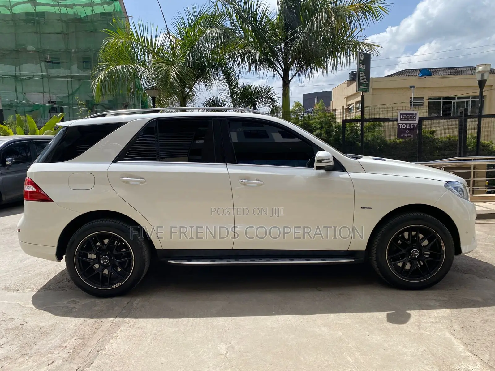 Mercedes-Benz M Class ML350 4MATIC 4dr SUV AWD (3.5L 6cyl 7A) 2015 White
