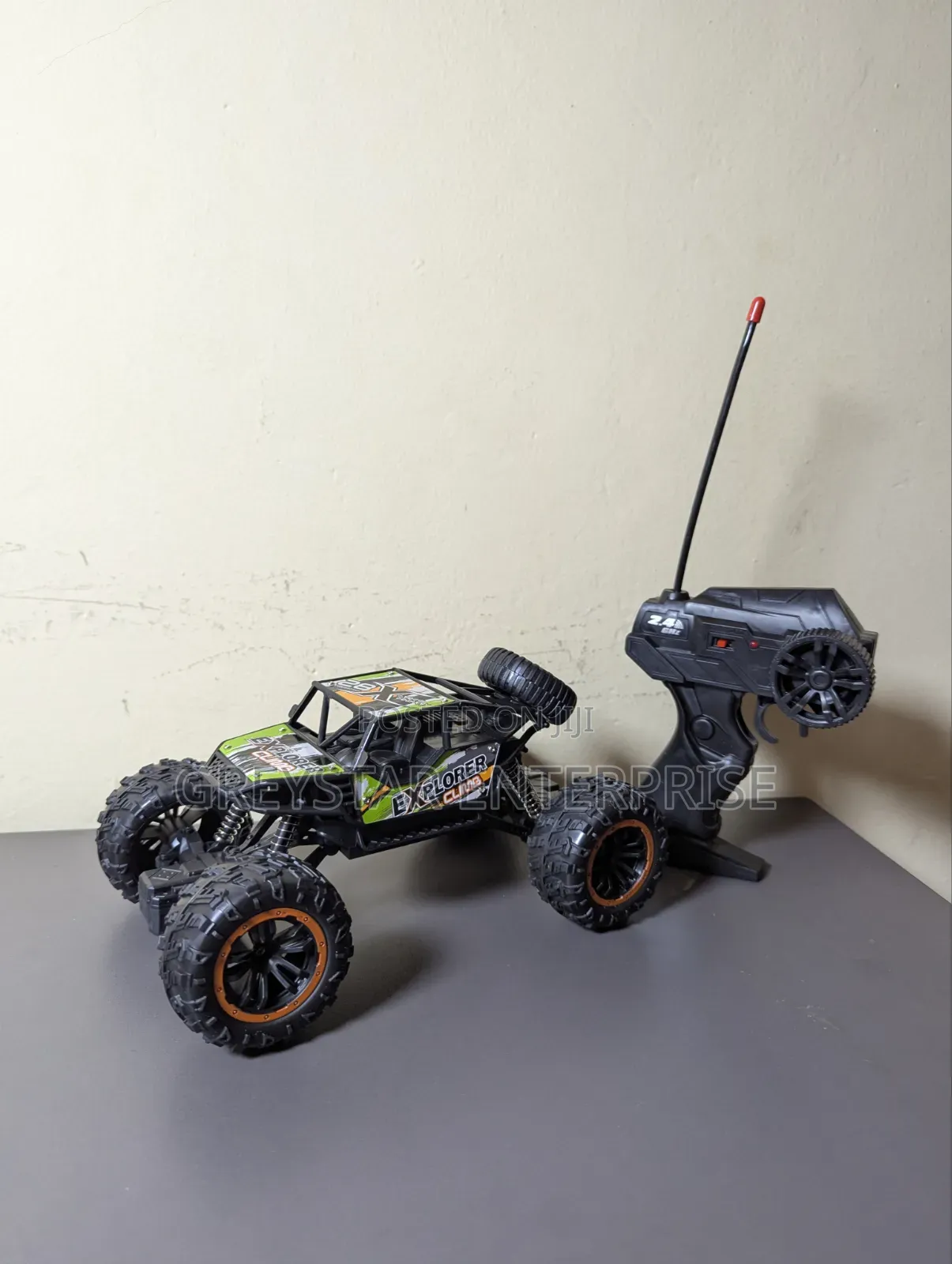 Rechargeable Off-Road Rc Car Crawler Hill Climbing Remote Control Car