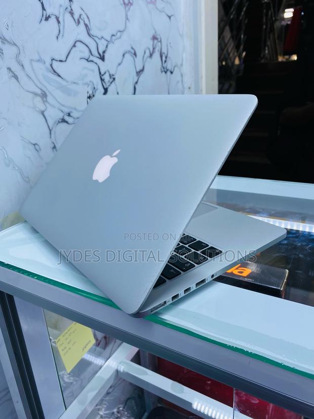 Laptop Apple MacBook Pro 2015 8GB Intel Core i7 SSD 256GB - thumbnail 2