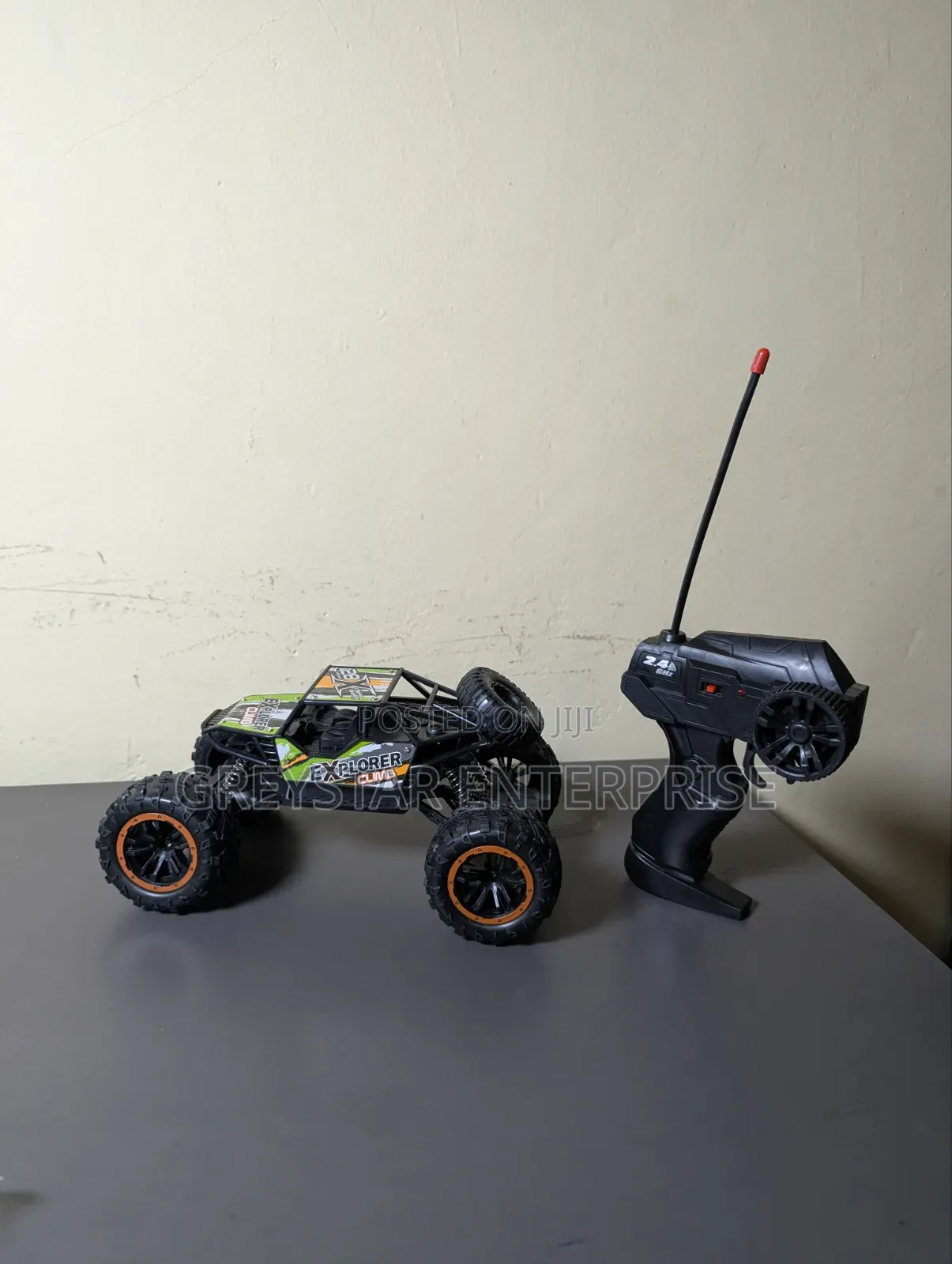 Large Remote Controlled Off-Road Rc Trucks Rechargable Remote Operated