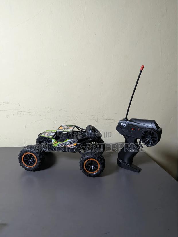 Large Remote Controlled Off-Road Rc Trucks Rechargable Remote Operated