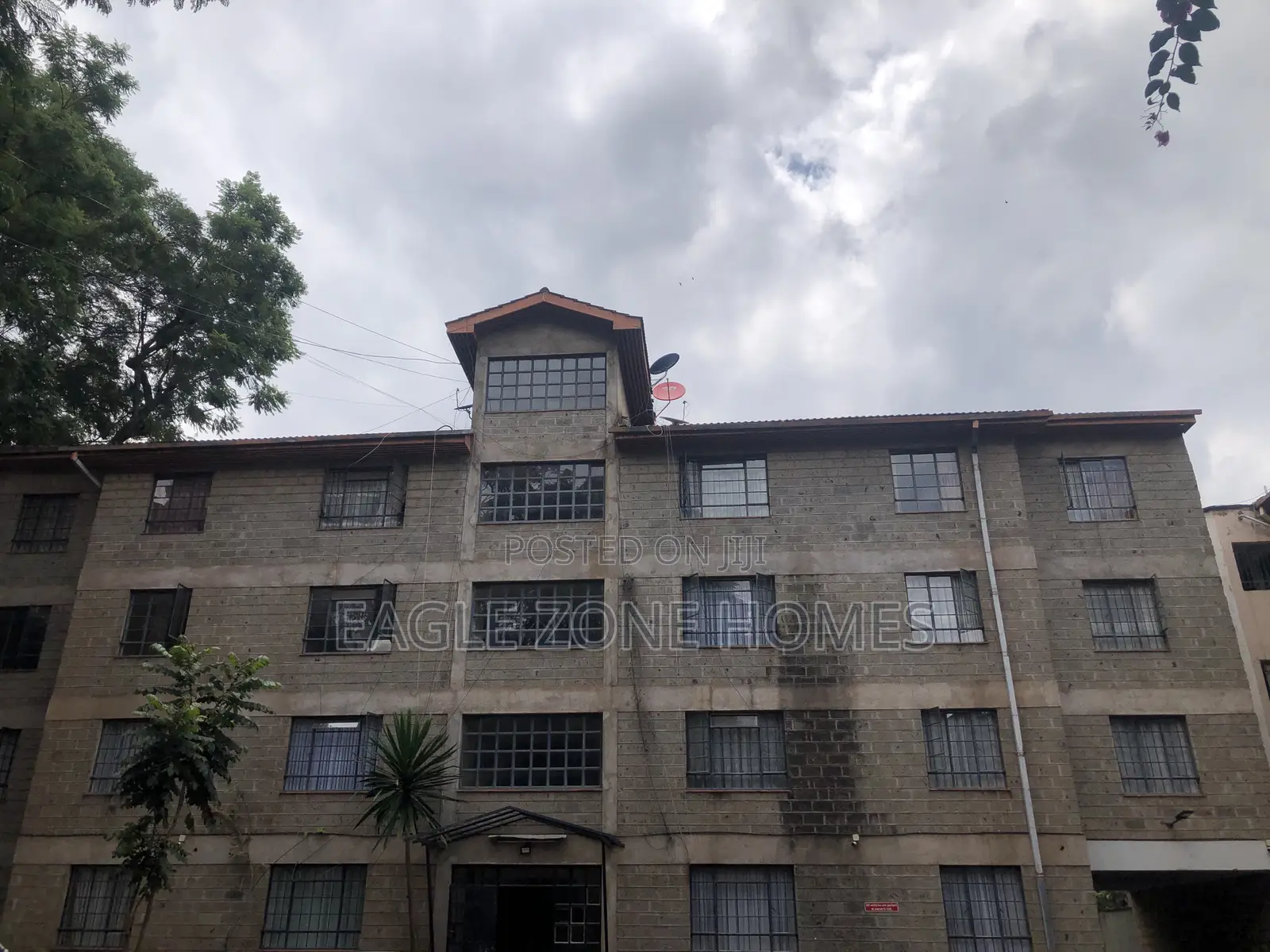3bdrm Apartment in Rhapta Roas, Raphta Road Area for rent
