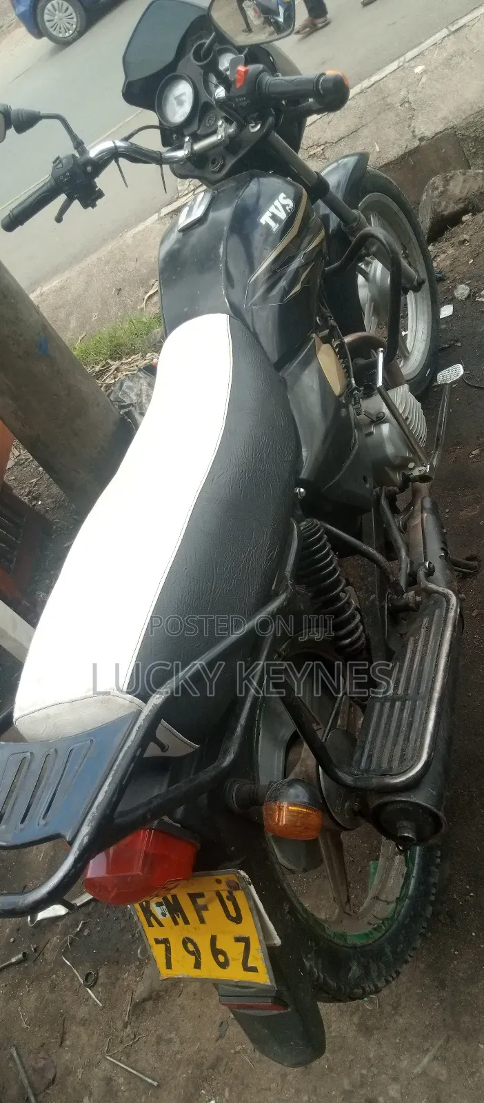 TVS HLX Plus ES 2022 Black