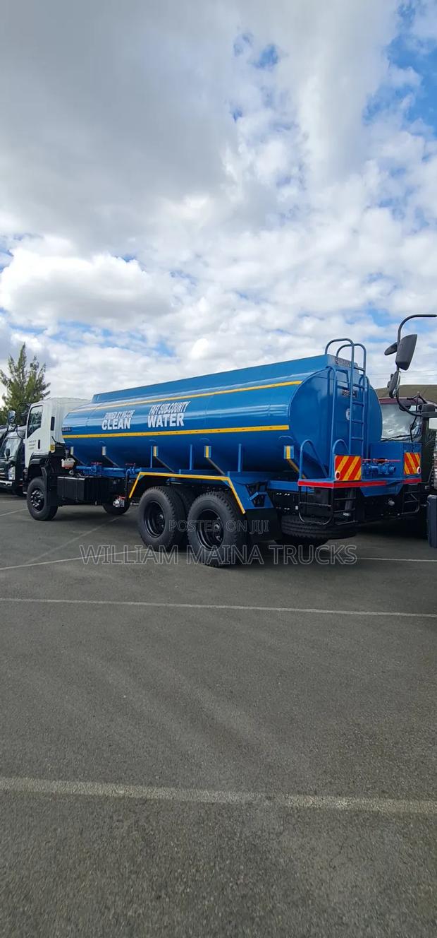 FVZ 18,000l Water Bowser - thumbnail 2