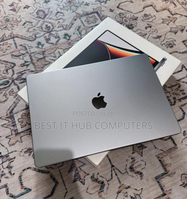 Laptop Apple MacBook Pro 2021 M1 16GB Apple M1 Pro SSD 512GB