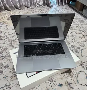 Laptop Apple MacBook Pro 2021 M1 16GB Apple M1 Pro SSD 512GB