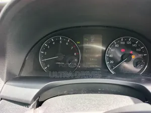 Toyota Premio 2019 Silver