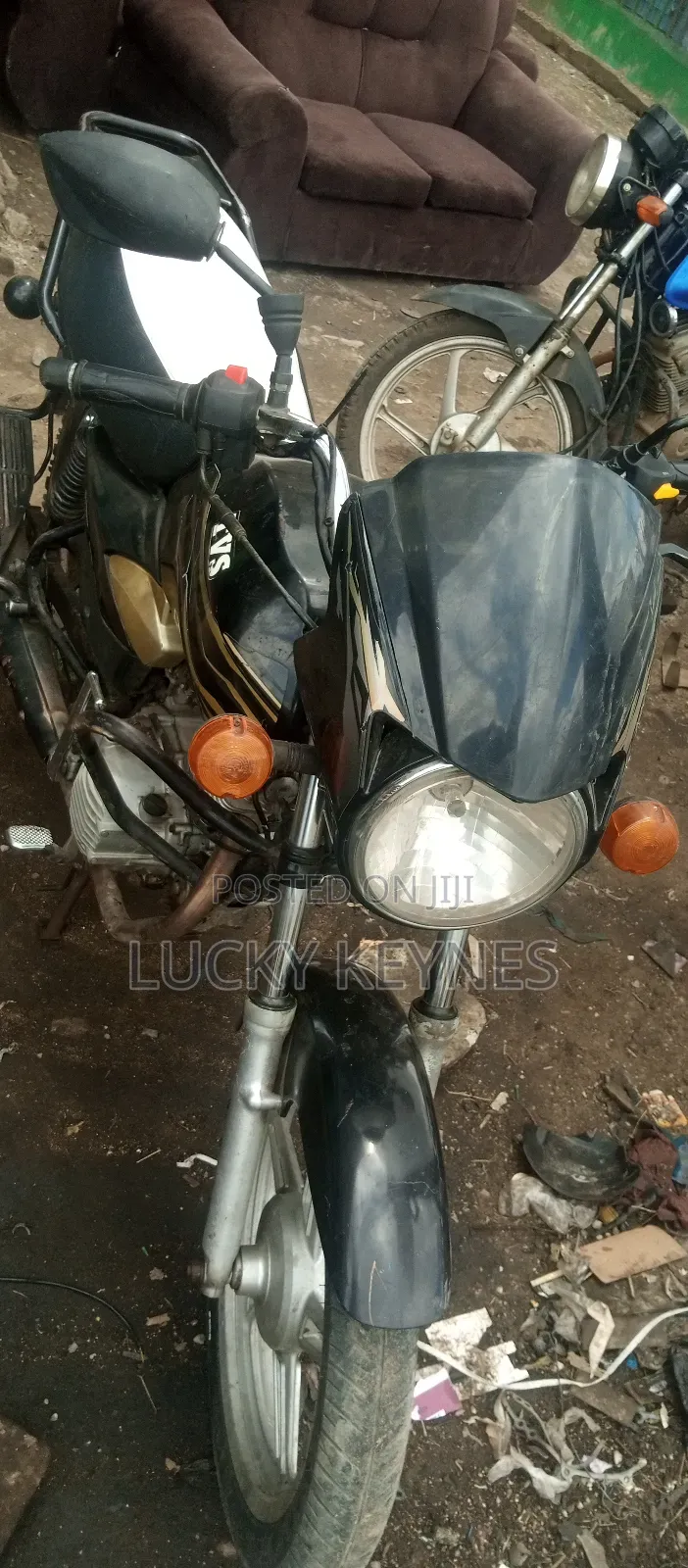 TVS HLX Plus ES 2022 Black