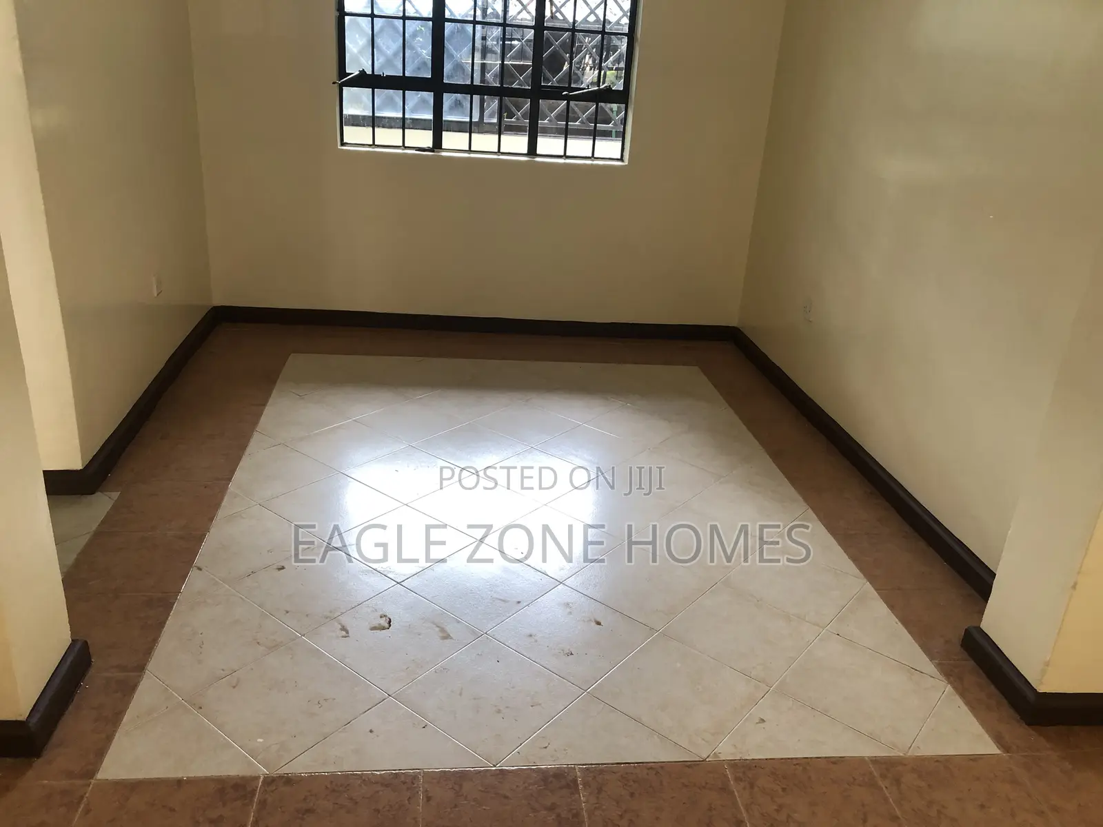 3bdrm Apartment in Rhapta Roas, Raphta Road Area for rent