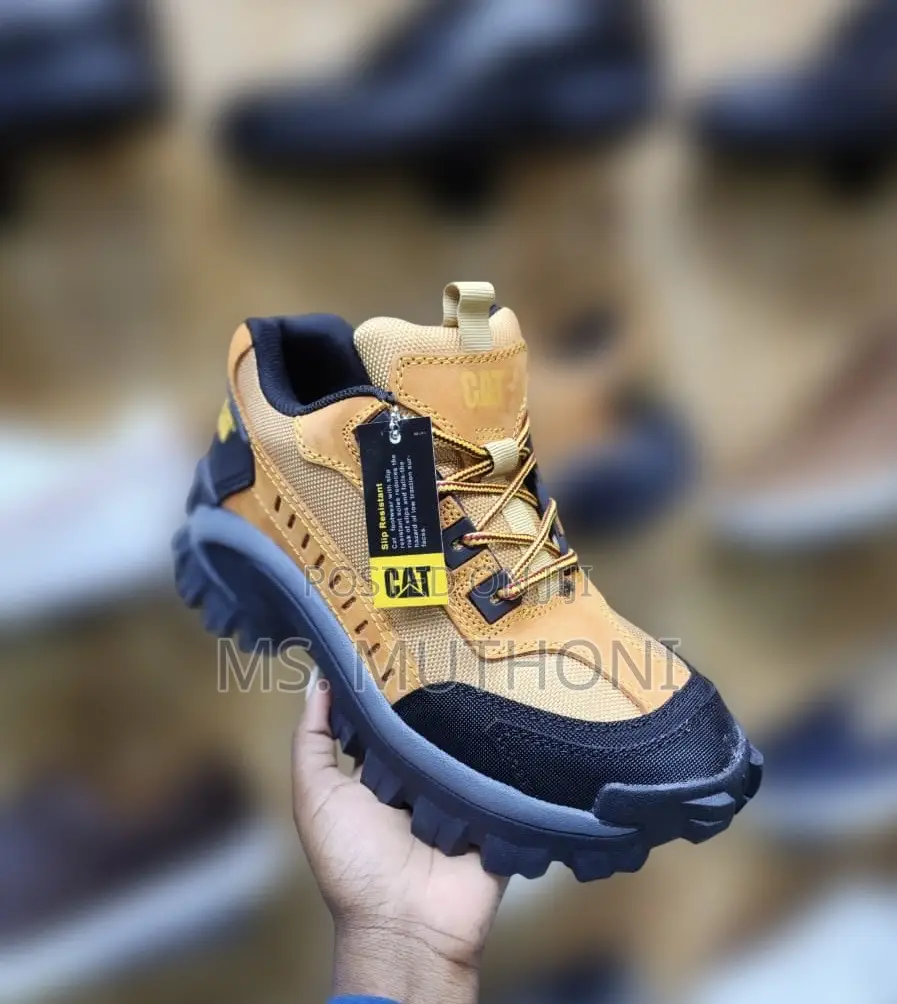 Lace Up Low Cut Caterpillar Intruder Sneakers Size 39-45