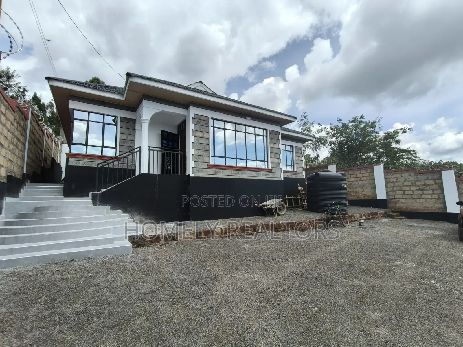 3bdrm Bungalow in Ngong Estate, Kibiku for sale