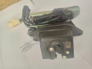 Harrier Boot Lock
