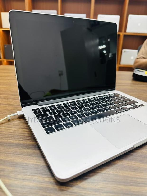 Laptop Apple MacBook Pro 2015 16GB Intel Core i5 SSD 256GB - thumbnail 2
