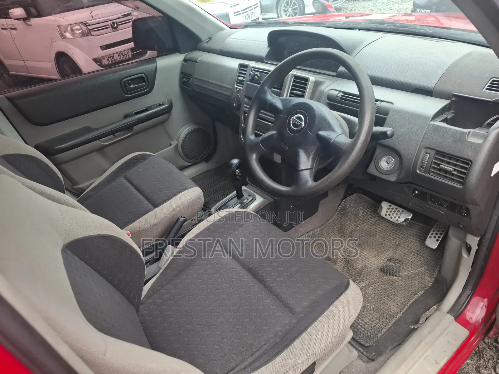 Nissan X-Trail 2009 Red