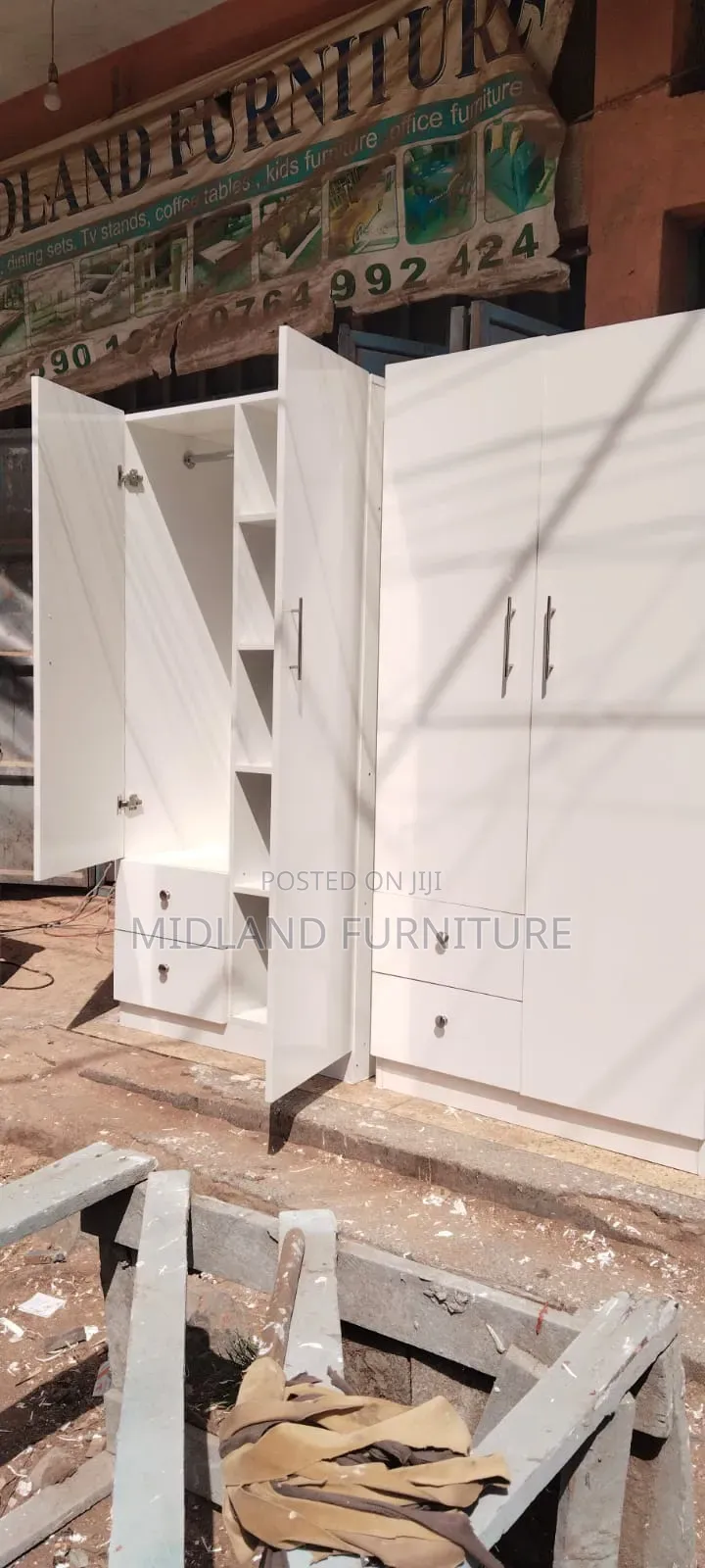 Wardrobes / Clothes Cupboards